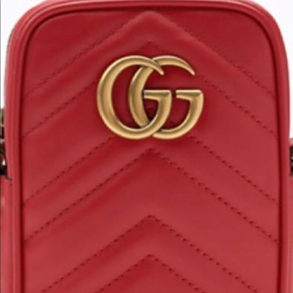 SOLD!!!!!!     Women’s Gucci mini vertical Crossbody Matelasse bag made in Italy - Picture 5 of 10